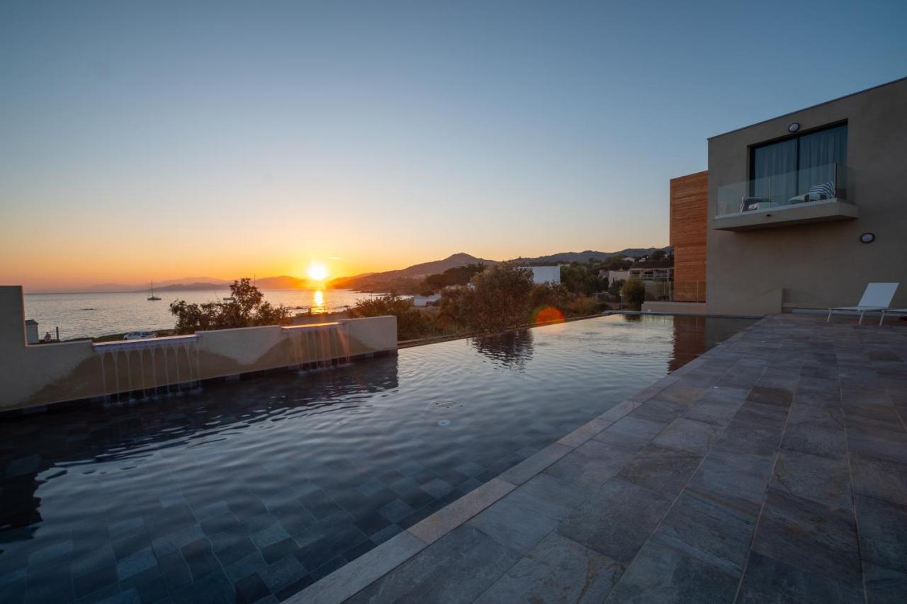 Residence Saletta Mare LʼÎle-Rousse Kültér fotó